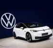 „Volkswagen“ pusę milijono elektromobilių pardavė anksčiau